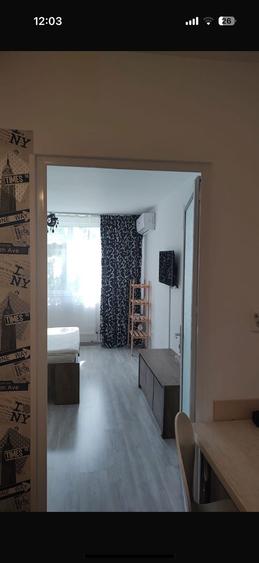 Inchiriez garsoniera - 1