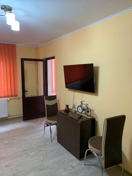 Vanzare apartament 2 camere zona Republicii - 9
