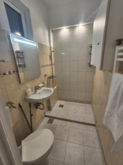 Piata Romana | 1 min metrou | doua camere | centrala bloc - 8