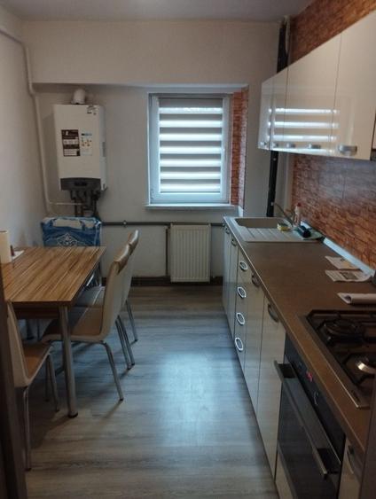 Apartament cu 2 camere decomandat în Liteni