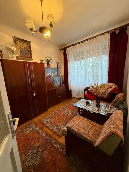 Apartament 1 cameră – Zonă centrală | Luminos | Etaj 2/2 | Acoperiș refăcut - 4