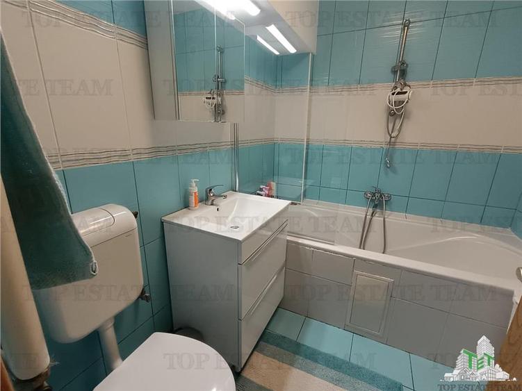 Vanzare apartament generos de 3 camere Turda- vedere spre parcul Regina Maria - 12