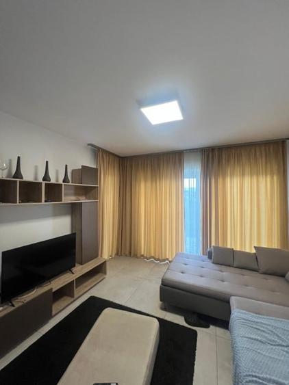 Casa mijloc triplex mobilată - 8