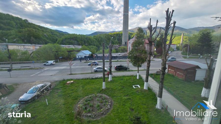 Apartament 2 camere decomandate Lupeni | Bulevardul Pacii, Etaj 2/10 - 8