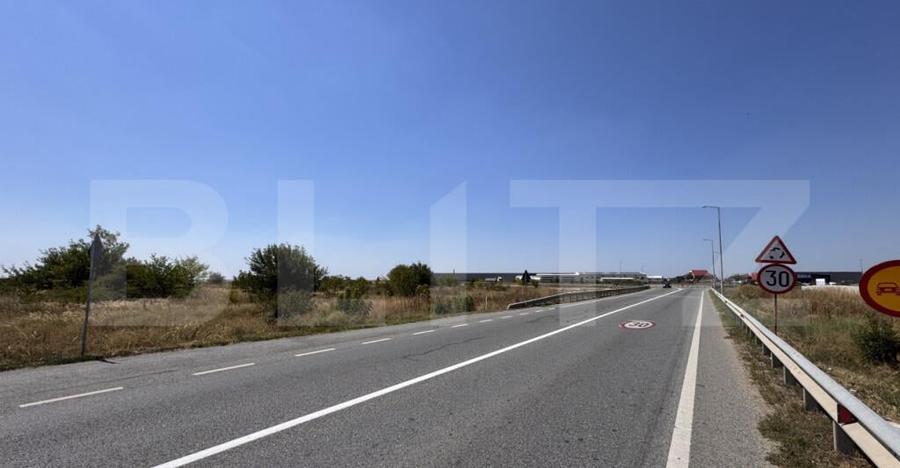 Teren intravilan, 13.025 mp, 40mp deschidere zona Carcea - 2