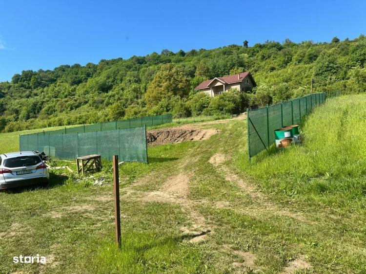 Teren de vanzare, Tauti, 2300 Mp - 1