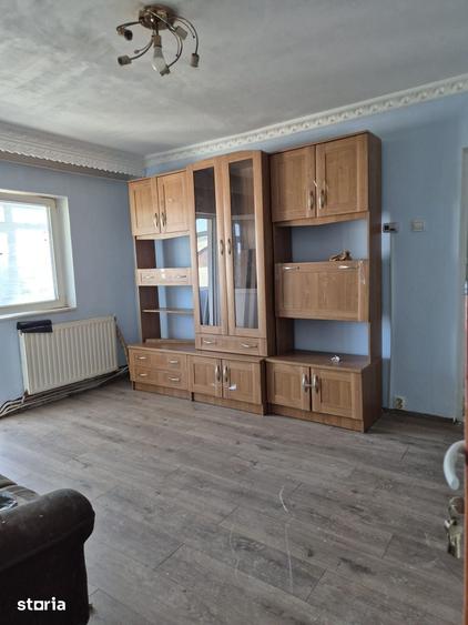 Vanzare apartament 2camere semidecomandat, langa Politie, pret 49900E - 10