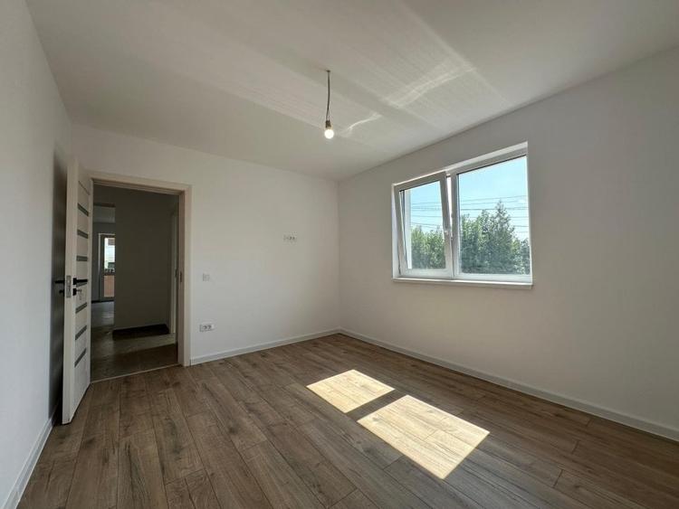 COMISION 0%! MUTARE IMEDIATA! 3 CAMERE CU GRADINA - 8