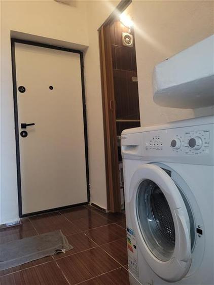 Garsoniera Semidecomandata Zona Far, Vedere spre Mare, Spre Port - 3