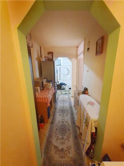 GIROCULUI - 3 CAM - DECOMANDAT  - 2BAI - SPATIOS - BLOC ANVELOPAT - ZONA LINISTI - 10