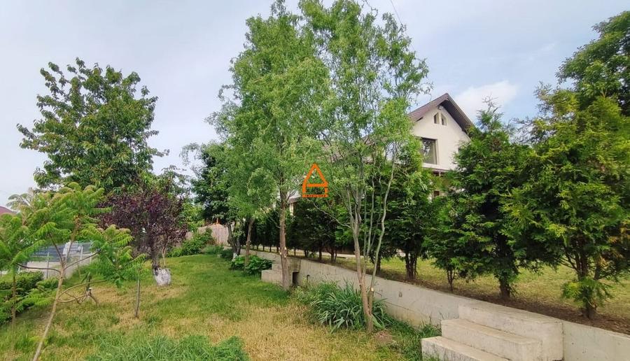 Casa / Vila - P+M - 150 mp , teren 731 mp - Valea Adanca , Miroslava - 1