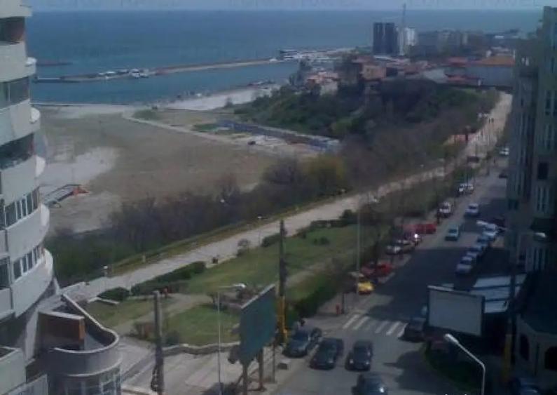 Apartament de inchiriat, 2 camere, ultracentral, pe malul marii, in Constan?a. - 8