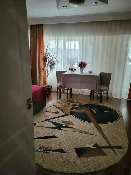vind apartament cu o comera 44mp ,etaj intermediar ,zona Nord - 3