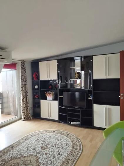 INCHIRIEZ APARTAMENT 2 CAMERE,ETAJ 4 STRAND