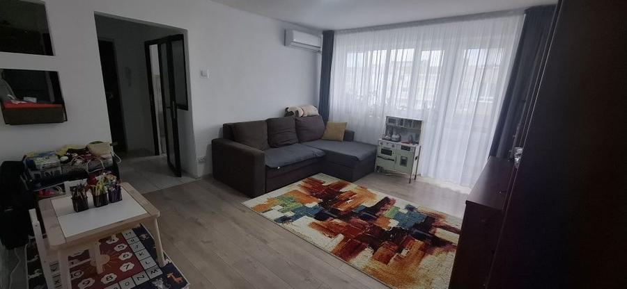 Vand apartament 3 camere, zona liceu Moisil, sector 6 - 2