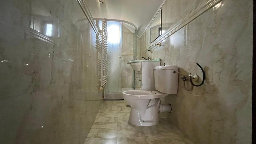 REV2005341 Vila deosebita cu piscina si teren generos Buftea zona exclusivista - 33