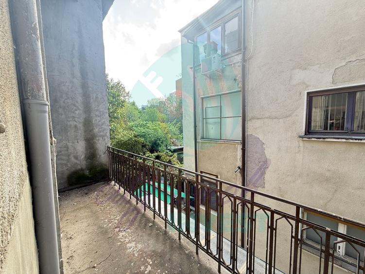 Eleganta, stil si mult potential intr-un apartament interbelic de 3 camere - 11