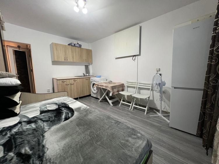 Inchiriez garsoniera zona capat troleu - 4