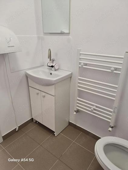 Inchiriez spatiu zona Penny - 9