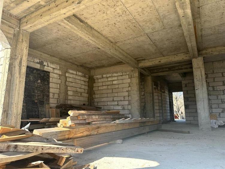 CASA DE VANZARE IN VALEA DOFTANEI - 13