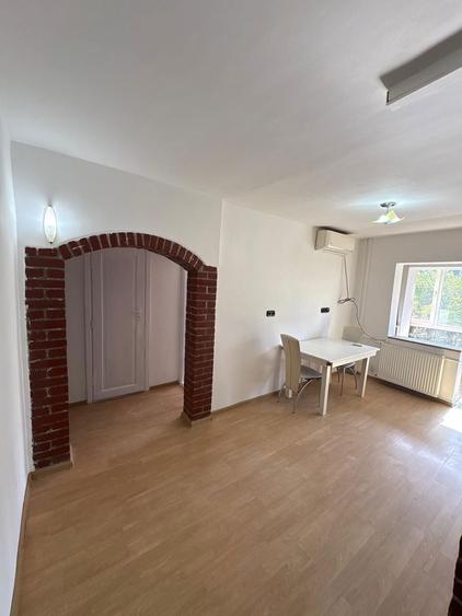 Proprietar apartament 2 camere decomandat, etaj 2, langa Shopping City Timisoara | Mutare imediata - 3