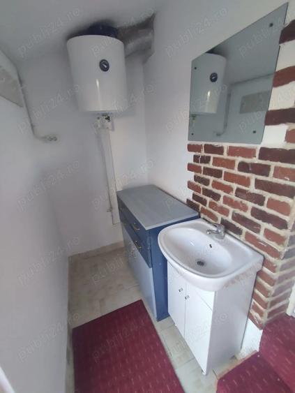 Inchiriez garsoniera la curte - 1