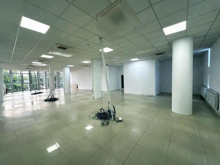 Spa?iu comercial de 300 mp de inchiriat in Gala?i Loca?ie excelenta pe Bulevardul George Co?buc - 4