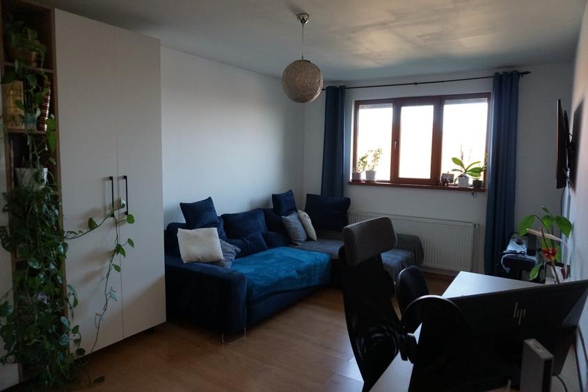 Apartament cu 2 camere decomandat, mobilat în Bucovina