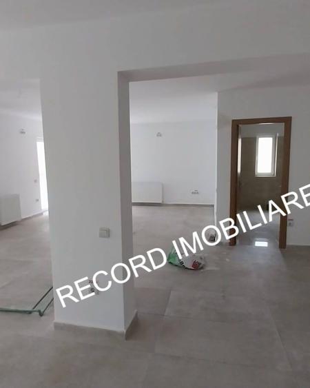 Spatiu comercial in CF, parter, 2 locuri parcare Finisat Floresti - 2