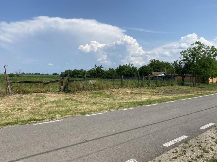 Vand teren casa intravilan - 1