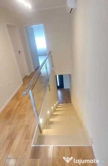 De vanzare casa premium tip duplex, vedere spre Lacul B... - 2