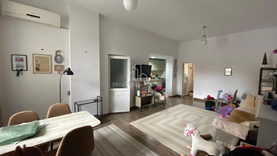 Apartament 3 Camere De Inchiriat cu parcare, Zona 7 Noiembrie - 1