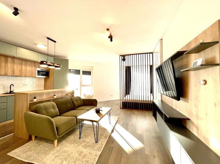 Apartament cu 2 camere decomandat, mobilat în Central