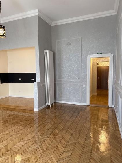 Spațiu elegant de închiriat în clădire istorică Casa Steiner Miks - 4