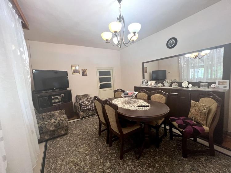 CASA CU TEREN GENEROS- 1.593 MP - 8