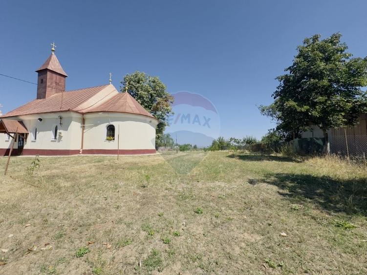 Teren 2,841mp Apateu / Strada Principala langa Biserica Ortodoxa - 8