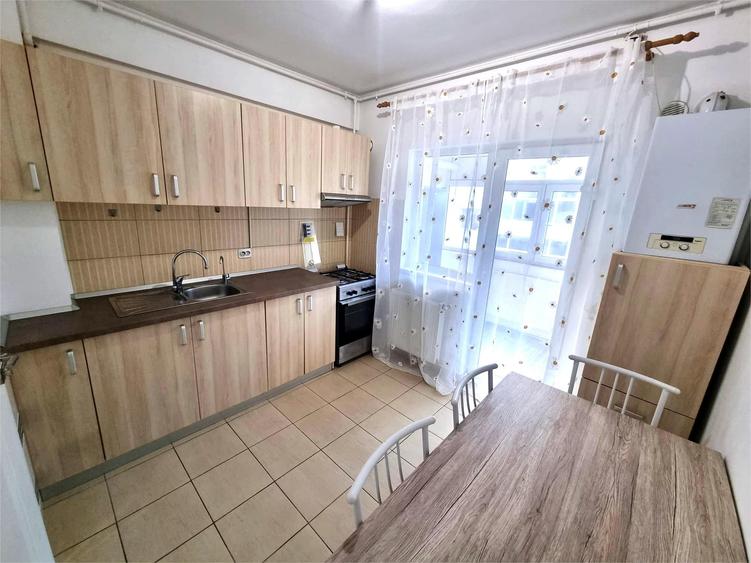 Metrou 1 Decembrie, Trapezului, Str. Burniței nr. 60F - 9