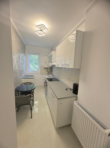 Inchiriez apartament 2 camere ultracentral - 9