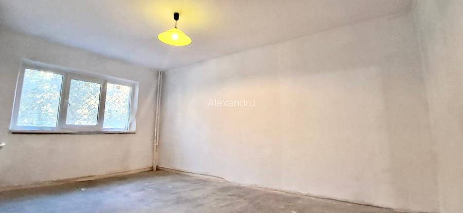 Apartament de vânzare direct proprietar, Giurgiu – Parter, 2 camere, 55 mp