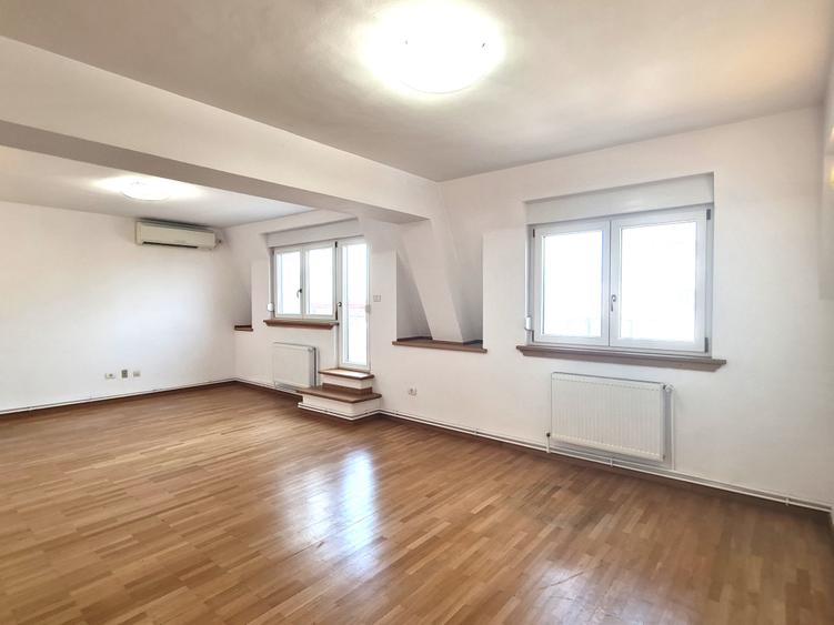 Birou zona Aviatorilor - parcare - 6