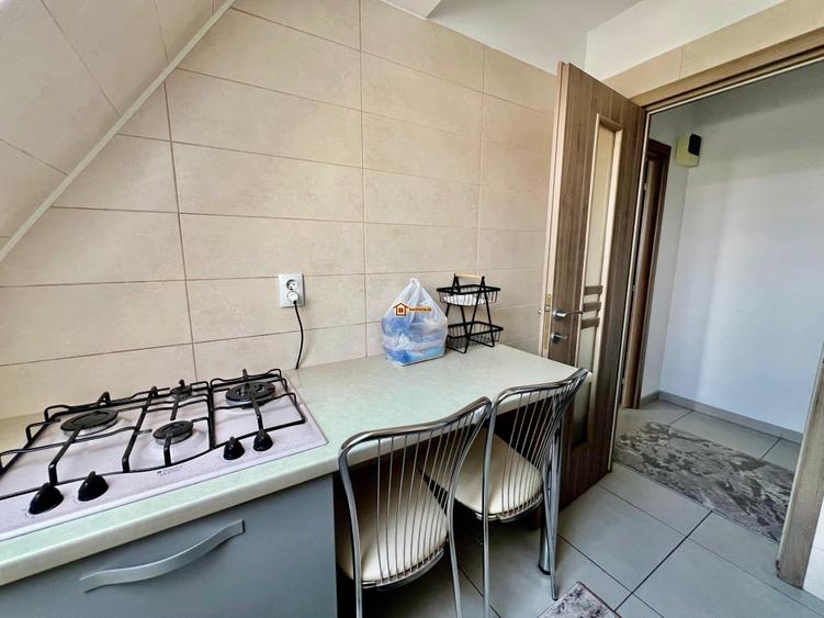 Apartament 2 camere Podul de Piatra - 11