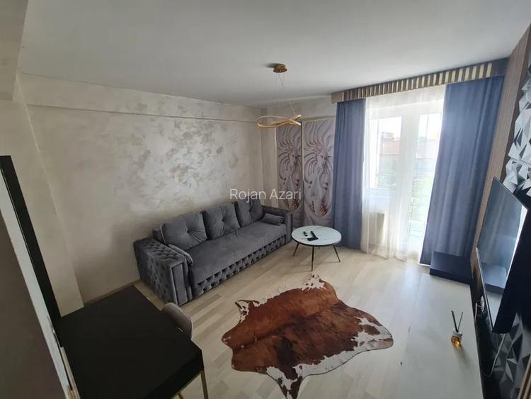 Garsonieră decomandată în Bucureștii Noi Garsonieră decomandată în Bucureștii Noi