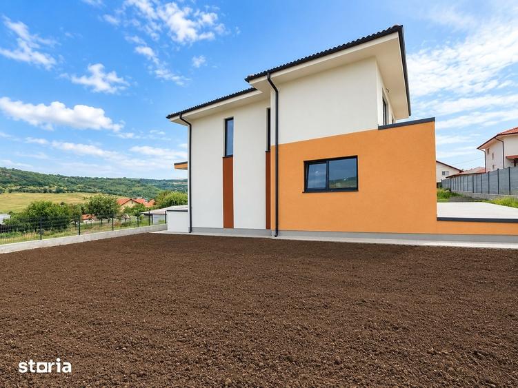 Casă cu 4 camere cu Teren 700 Mp în Chinteni