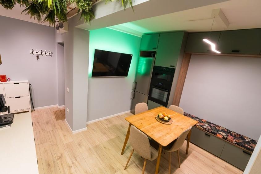 Apartament cu 2 camere semidecomandat, mobilat în Central