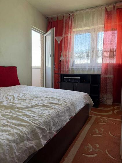 Apartament cu 3 camere decomandat în Ultracentral