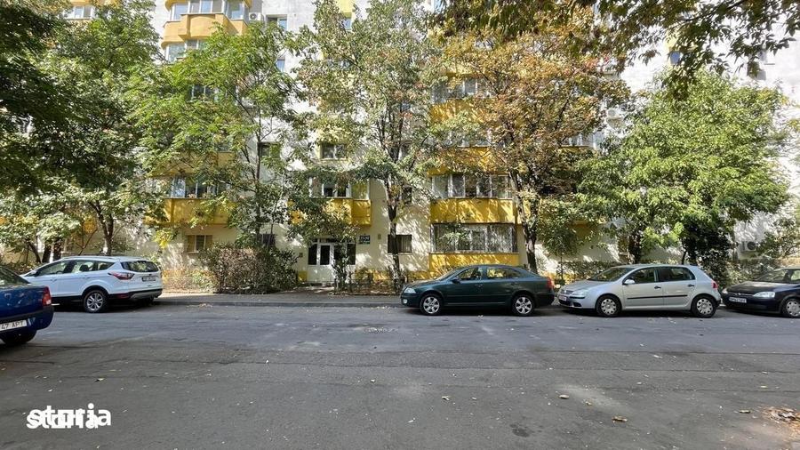 Apartament cu 2 camere decomandat în Tei