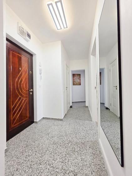 Apartament cu 2 camere decomandat, mobilat în Titan