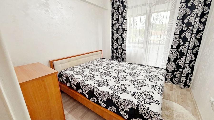 Apartament cu 2 camere decomandat, mobilat în Central