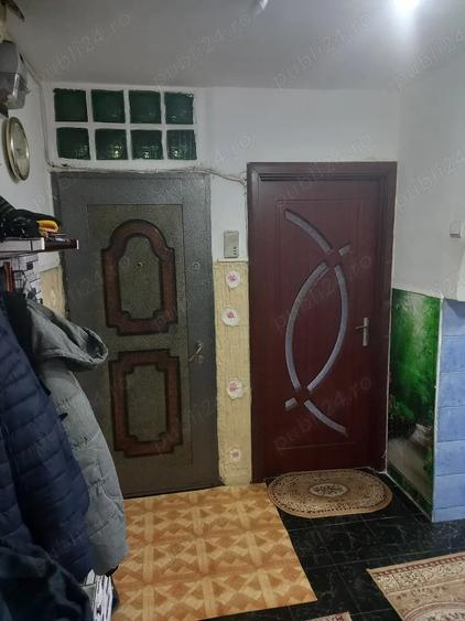 Apartament cu 3 camere decomandat în Gorjului