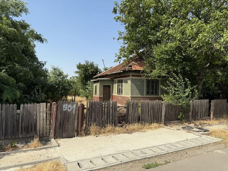 Casă cu 3 camere în Central